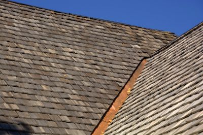 What To Expect During A Wood Shake Roof Installation